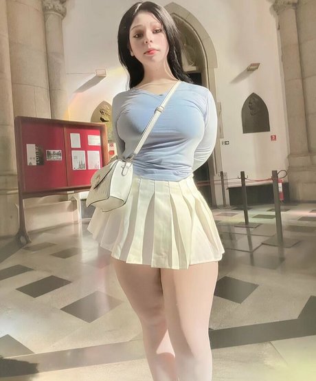 dulce exclusive model pic