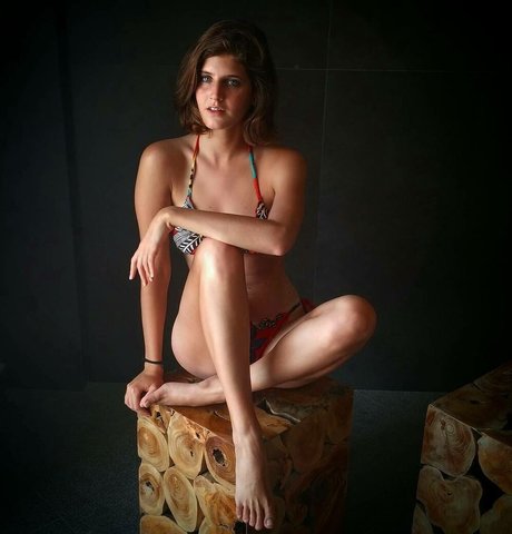 Moria Akons nice star gallery