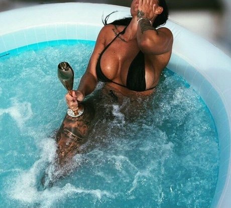 That inked girl_ pornographic actress img