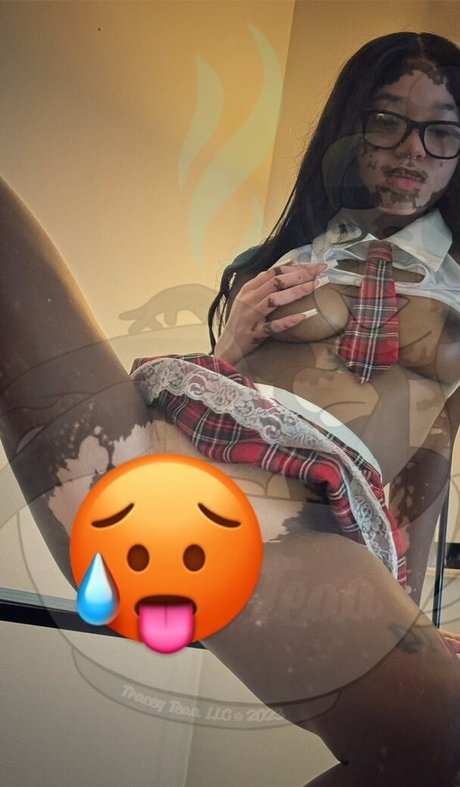 Curiousiteaaa exclusive pornstar photo