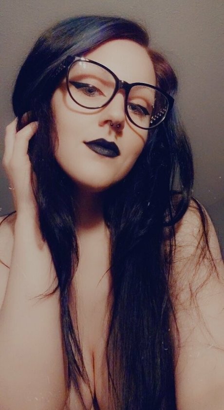 Tatlessgoth nude pornstar pics