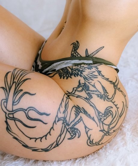 Magpiiee model adult img