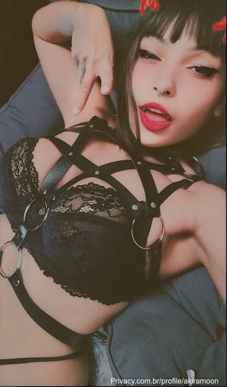 Akiramoon nude model galleries