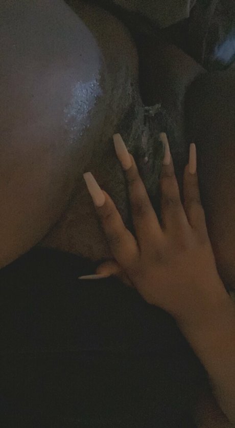 kimberrosee model nude pictures