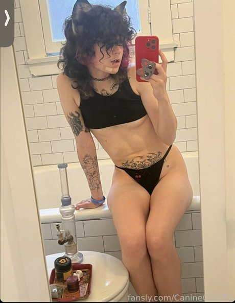 CanineCrucifix nude model gallery