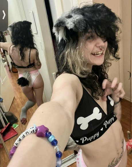 CanineCrucifix nice pornstar img