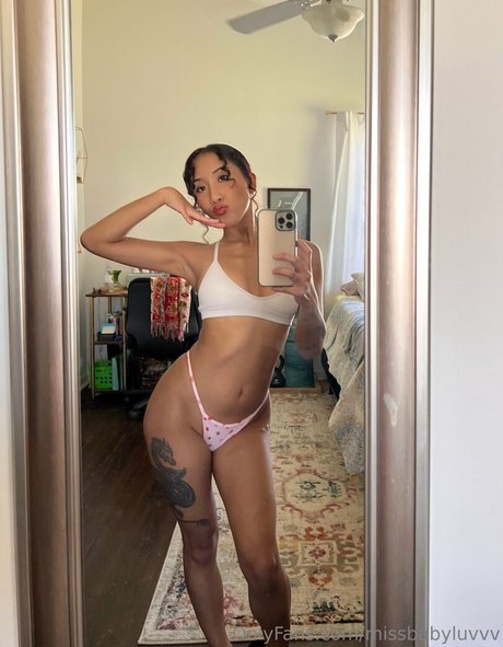 uluvzella pornstar exclusive archive