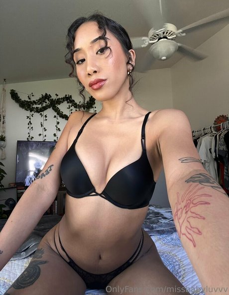 uluvzella xxx pornstar pictures