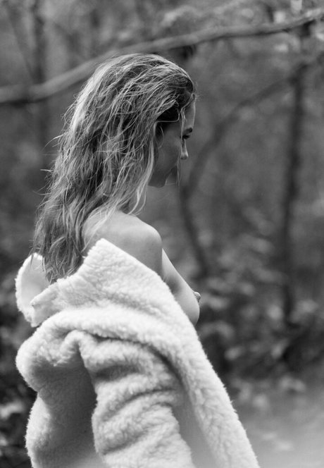 Merel Van Der Wouden pornstar free picture