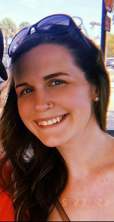 Taylor Hasty sex model pic