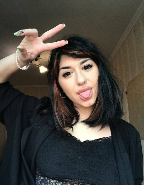 vickiblack art star picture