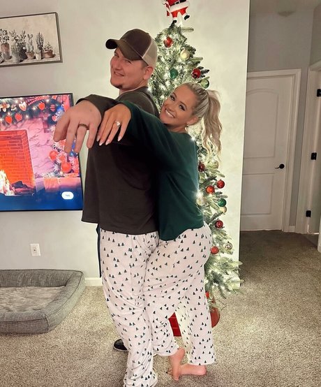 Jen Cardinal model hot photo