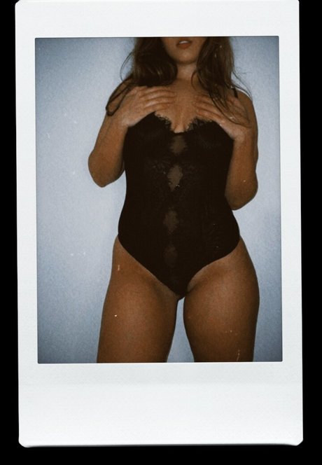 sullen succubus pornstar nude pictures