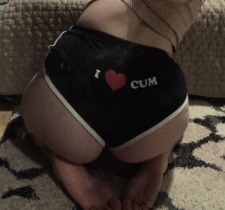 Hotjorts sexy pornstar picture