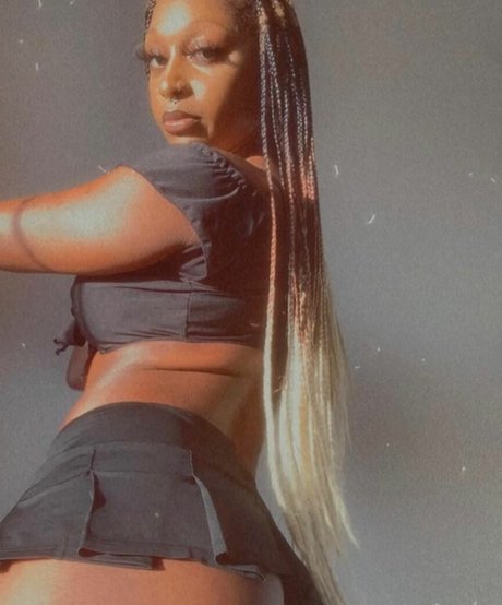 Mistress Matya sex pornstar photo