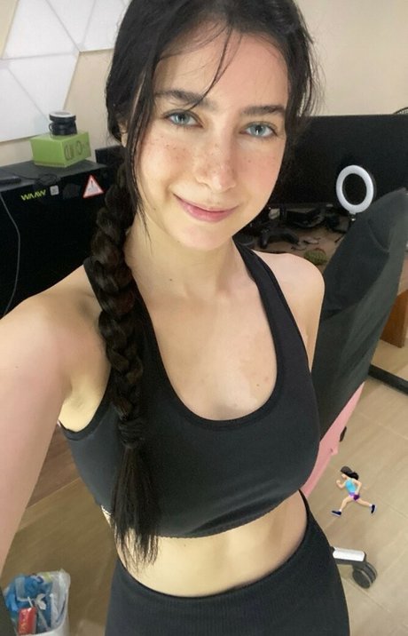 BiaGomez art star pictures