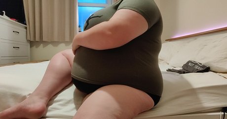 Expandabelly model xxx img