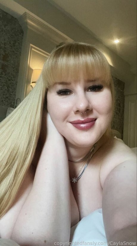 CaylaSnow model nice image