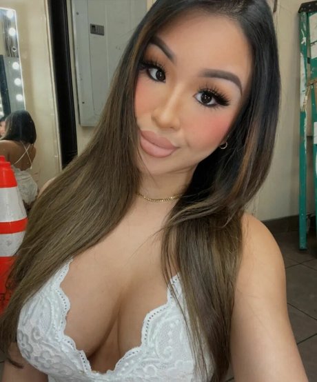 Vannidakr star nude photo