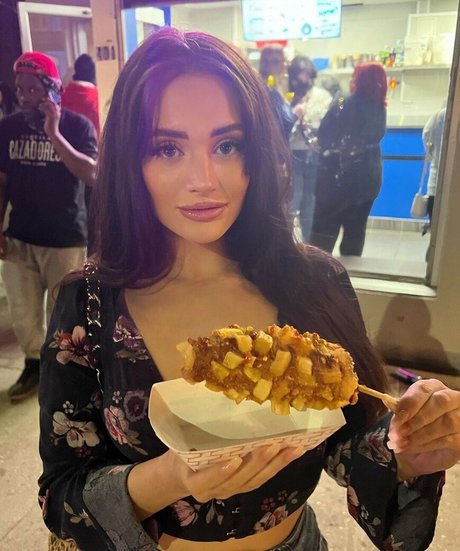 Mae Welsch perfect star galleries