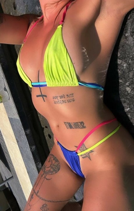 Silvia and Eveline Dellai pornstar pretty pic