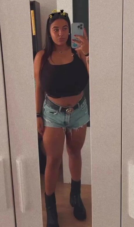 Anneris art pornstar pic