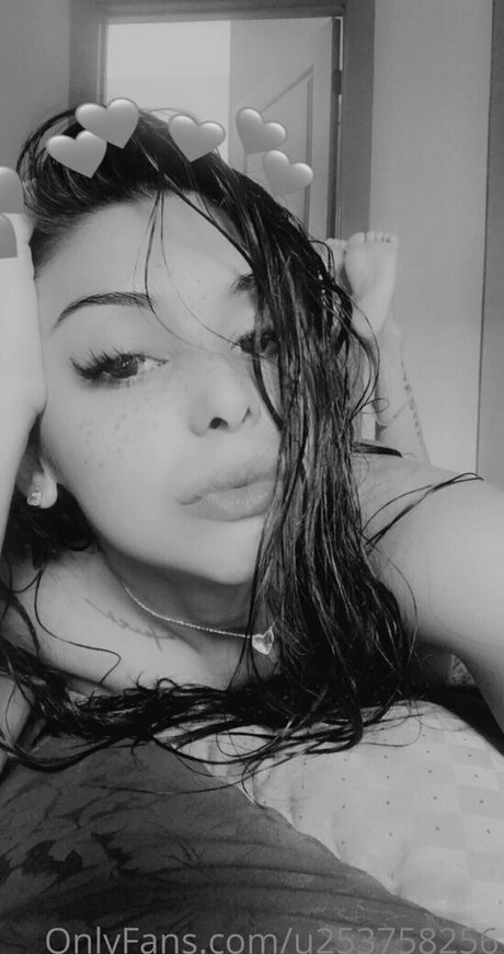 camilavalentinaxo hd pornstar gallery