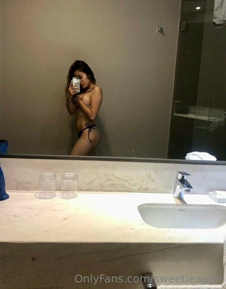 Sweetleaaah porn actress archive