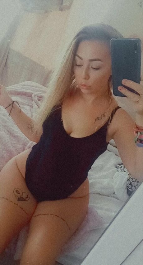 Amysonly145 sexy star photo