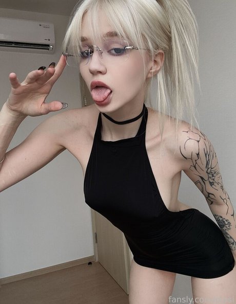 pipsi sexy model photos