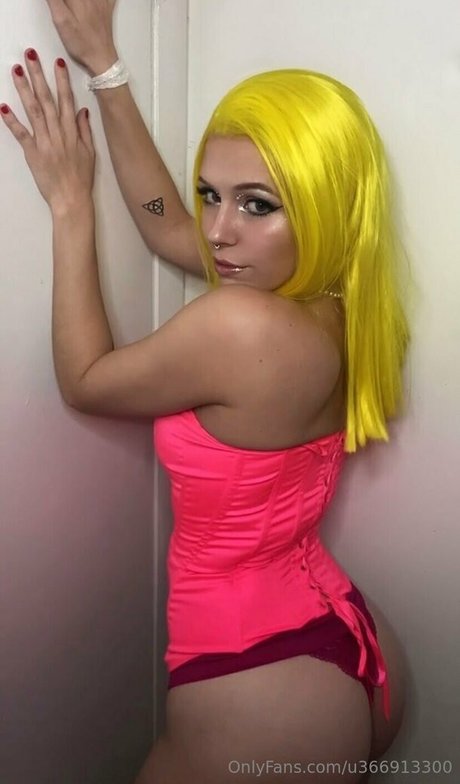 Frenchfriar sexy model image