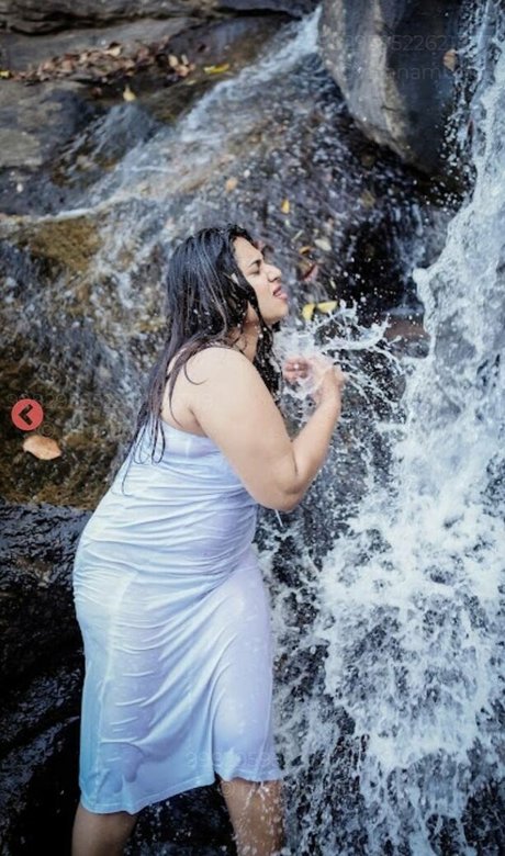 Nila Nambiar star pretty pics