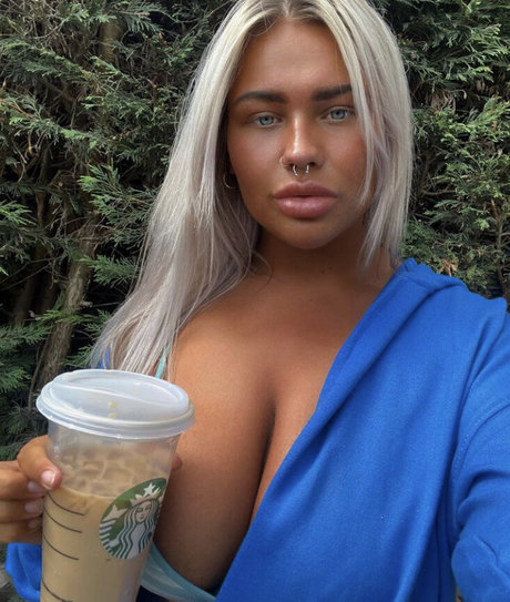 Nicole Barker sex star image