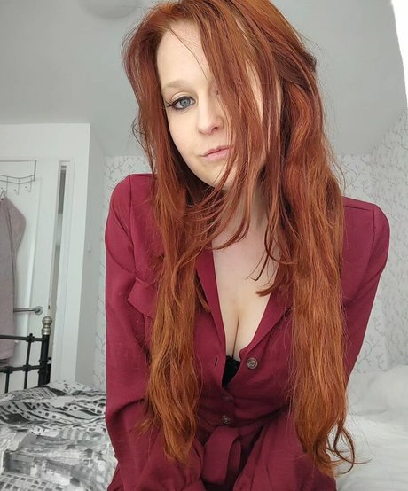 Goddess Julia pretty star photos