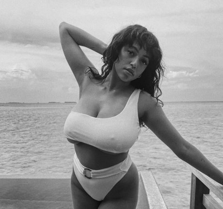 Mahalia adult actress image