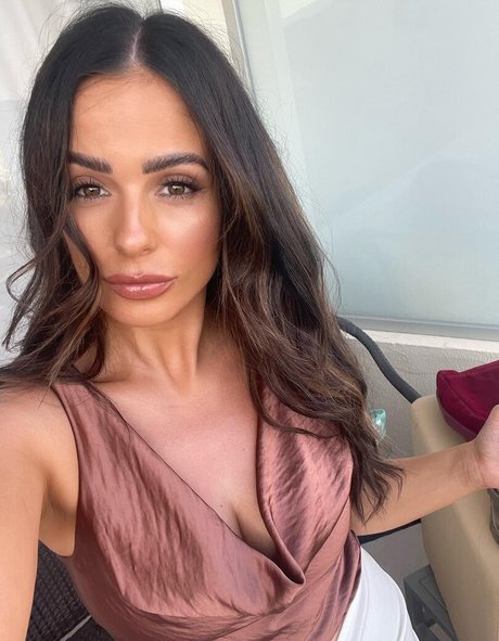 Megan L free pornstar galleries