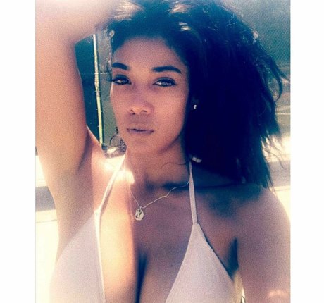 MilaJ nudes actress pics