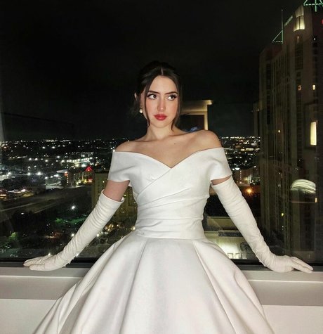 Sophie Silva model porn pic