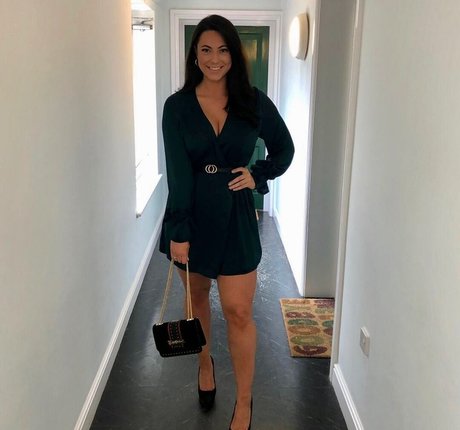 Lauren R sexy star image