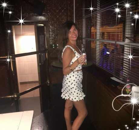 Sharon Cunningham model adult pic