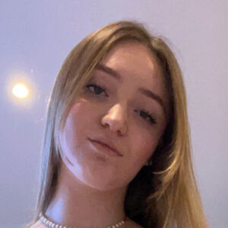 Goldie 48 sexy star pic