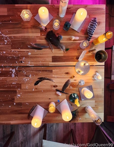 GodQueen99 beautiful pornstar img