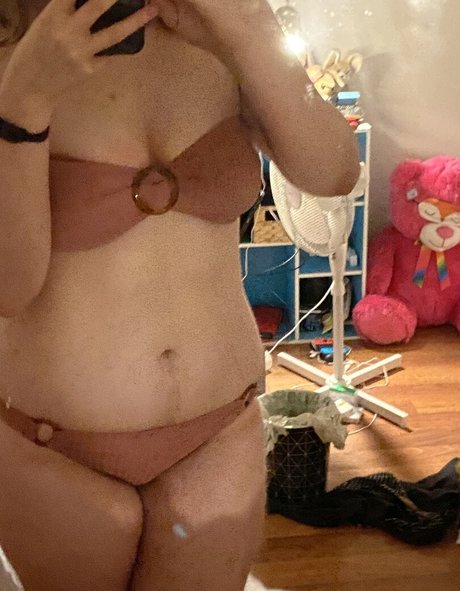 Frozen Cherry pornstar free images