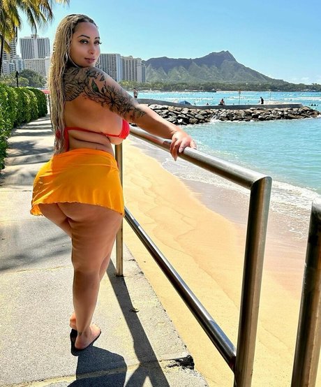 tylea adore hot actress photos