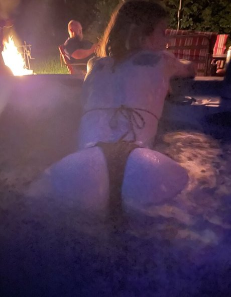 bb apathy naked pornstar img