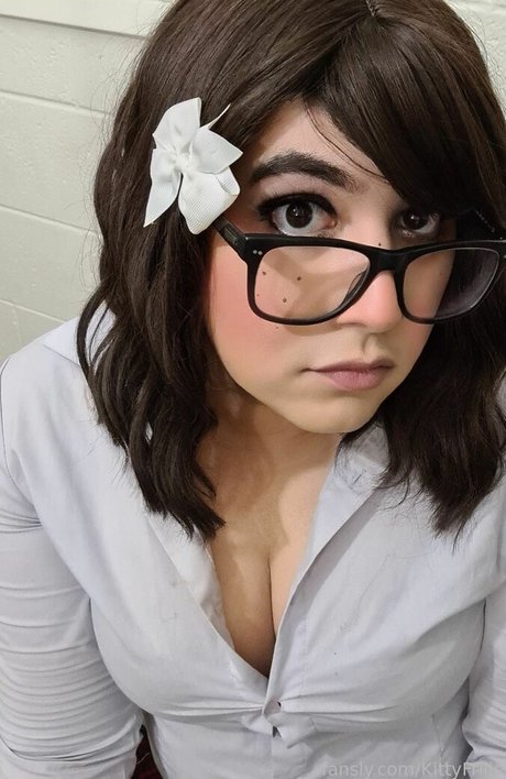 KittyFrills model nice photos