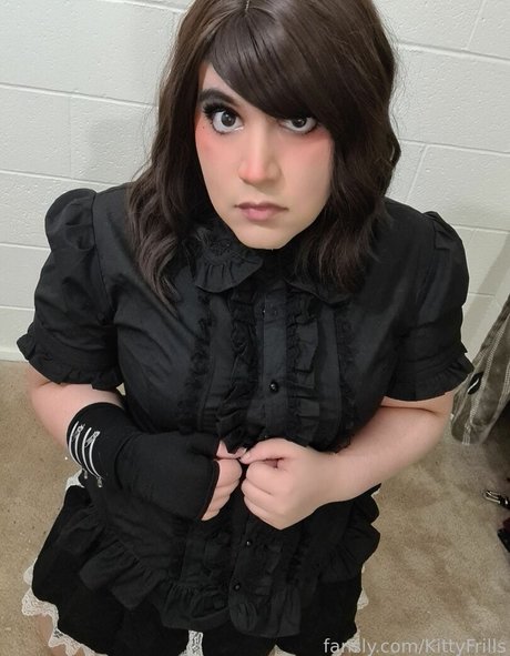 KittyFrills pornstar nude gallery