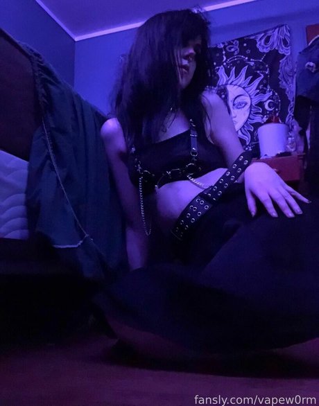 vapew0rm pornographic star pics
