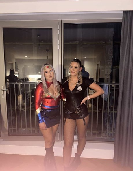 Hol Grace free star photos