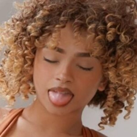 KiaraPeachy naked star gallery